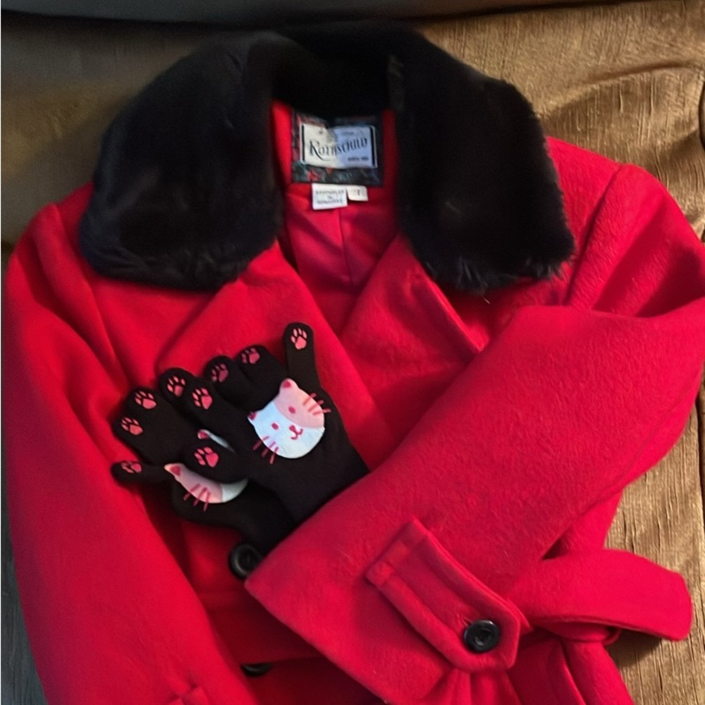 Red and Black Cat Face Mittens